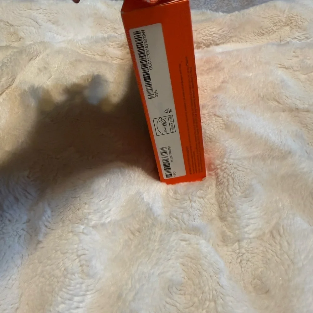 Brand new Amazon Fire 7 Tablet - Sage Green